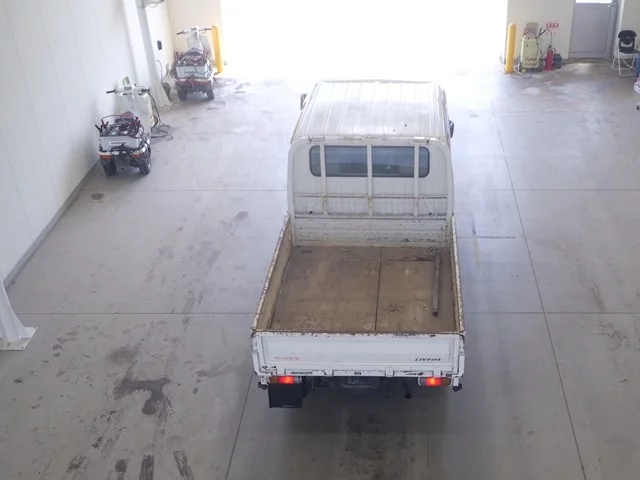 Toyota Dyna  с аукциона в Японии