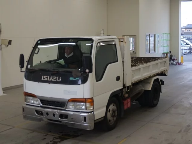 Isuzu Elf  с аукциона в Японии