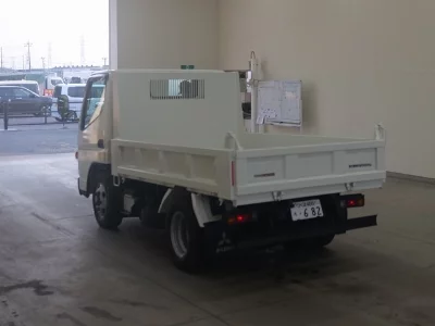 Mitsubishi Fuso Canter