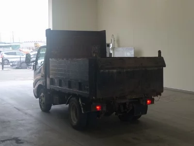 Daihatsu DELTA DUMP
