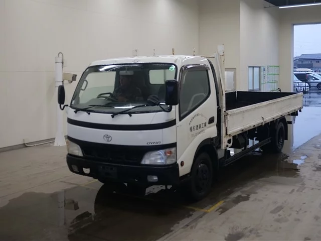 Toyota Dyna  с аукциона в Японии