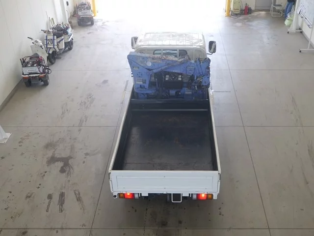 Isuzu Elf  с аукциона в Японии