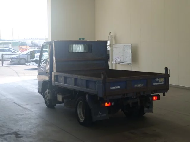 Mitsubishi Fuso Canter  с аукциона в Японии