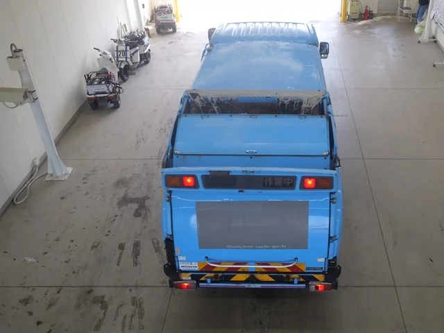 Hino Dutro  с аукциона в Японии