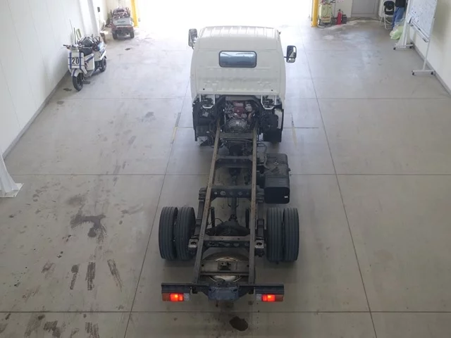 Hino Dutro  с аукциона в Японии