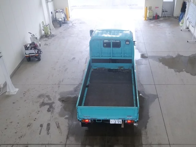 Toyota Dyna  с аукциона в Японии