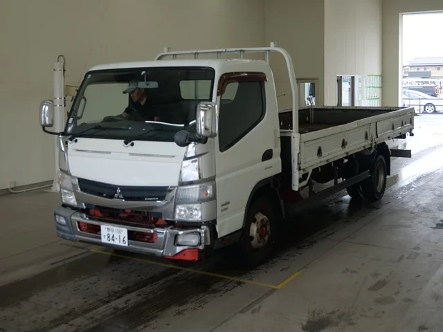 Mitsubishi Fuso Canter  с аукциона в Японии