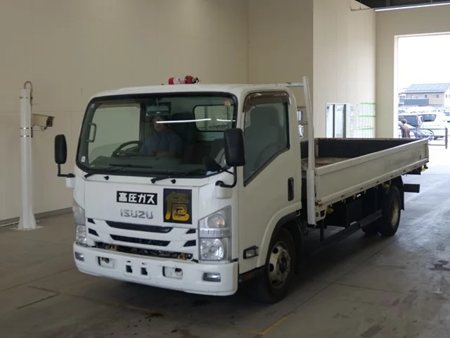 Isuzu Elf  с аукциона в Японии