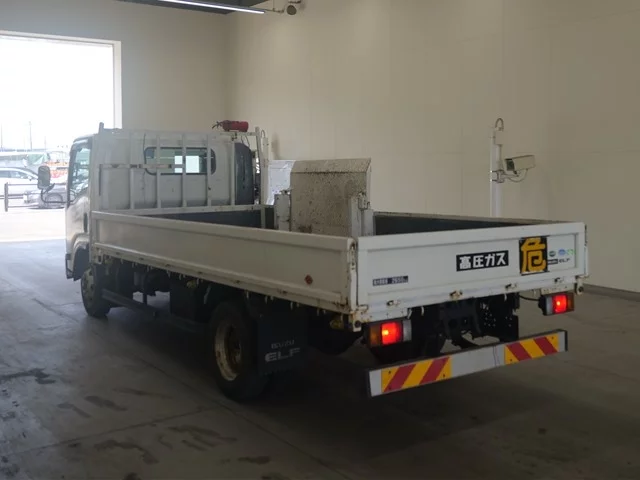 Isuzu Elf  с аукциона в Японии