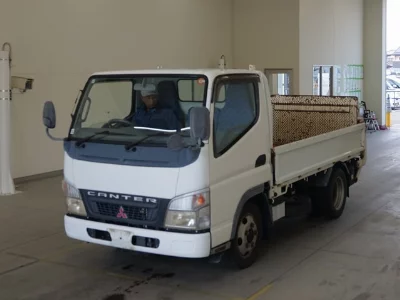 Mitsubishi Fuso Canter