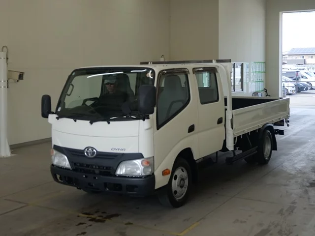 Toyota Dyna  с аукциона в Японии