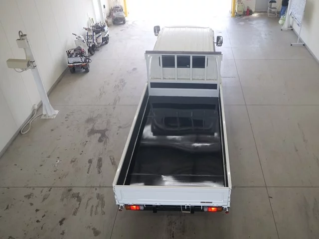 Toyota Dyna  с аукциона в Японии