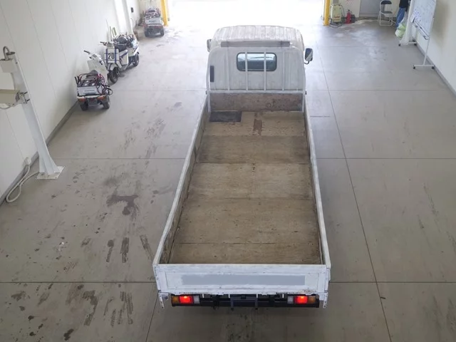 Isuzu Elf  с аукциона в Японии