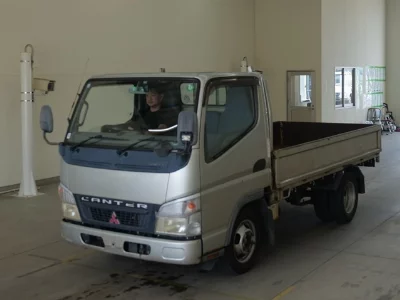 MITSUBISHI FUSO CANTER GUTS
