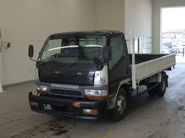 Mitsubishi Fuso Canter  с аукциона в Японии
