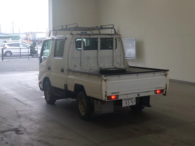 Toyota ToyoAce  с аукциона в Японии
