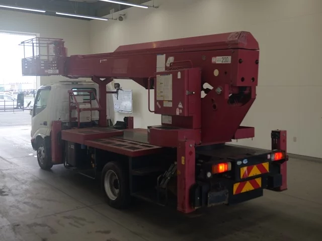 Hino Dutro  с аукциона в Японии