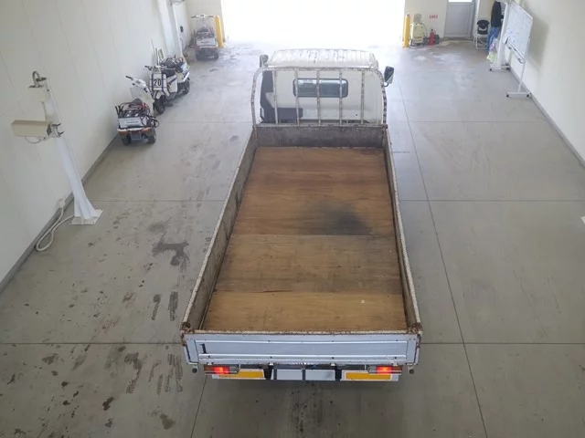 Hino Dutro  с аукциона в Японии