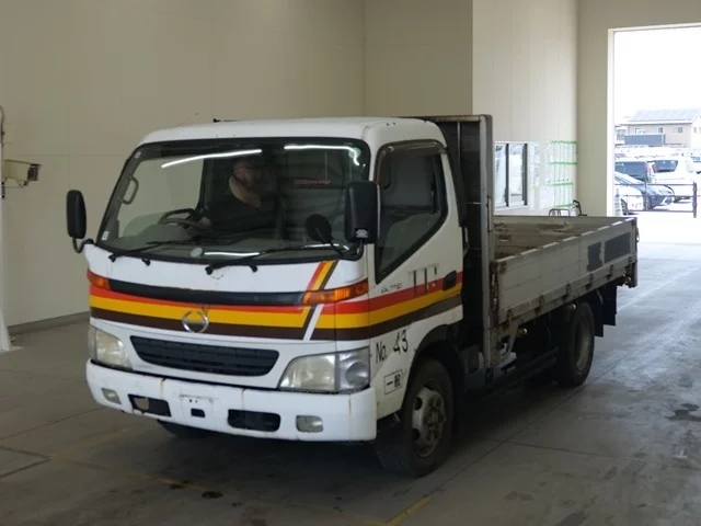 Hino Dutro  с аукциона в Японии