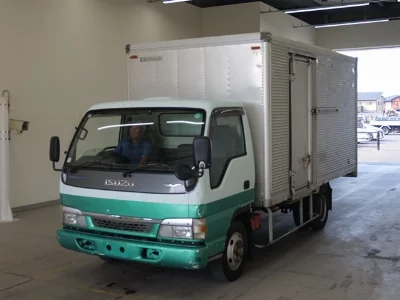 Isuzu ELF