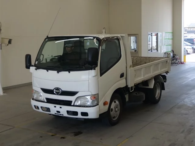 Hino Dutro  с аукциона в Японии