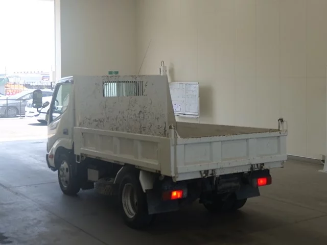 Hino Dutro  с аукциона в Японии