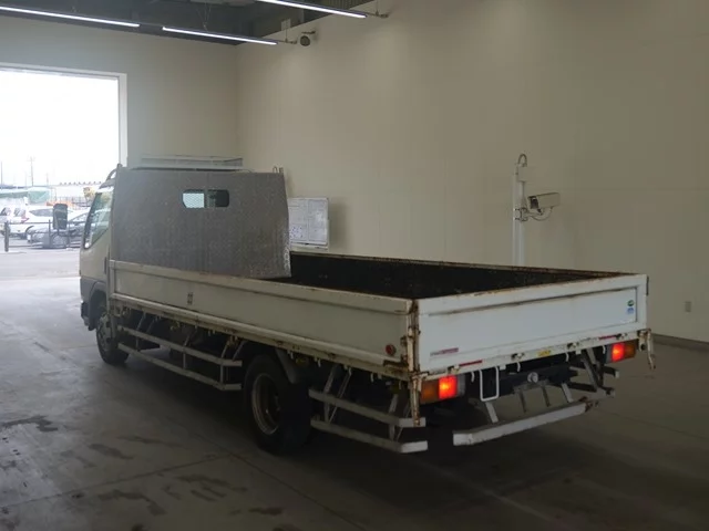 Mitsubishi Fuso Canter  с аукциона в Японии