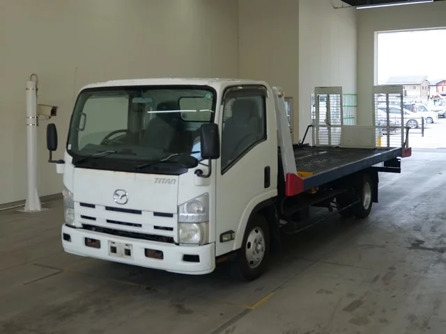 Isuzu Elf  с аукциона в Японии