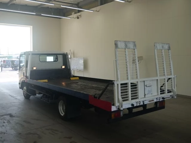Isuzu Elf  с аукциона в Японии