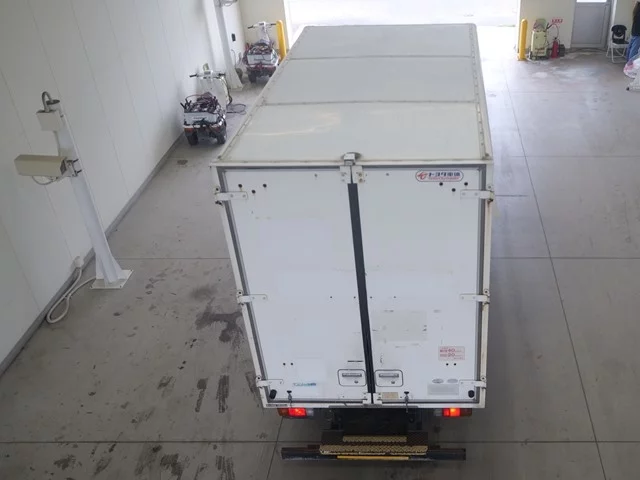 Hino Dutro  с аукциона в Японии