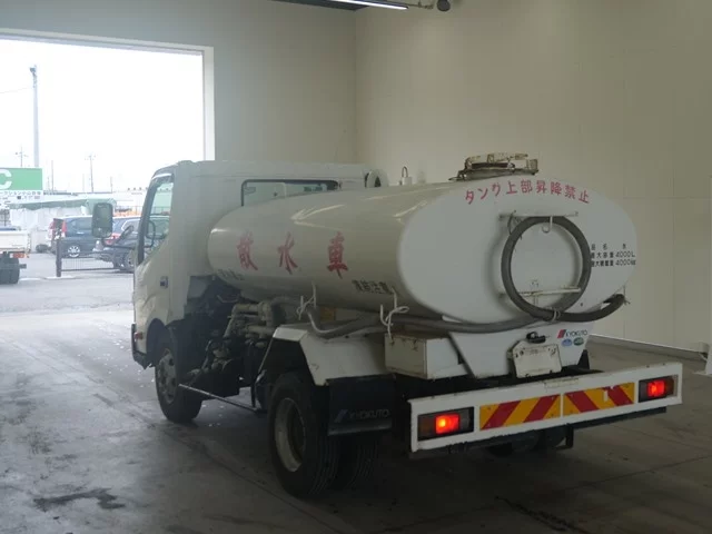 Hino Dutro  с аукциона в Японии