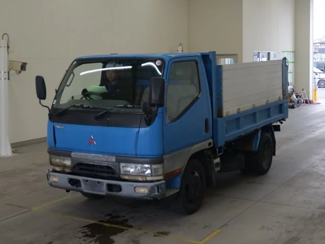 Mitsubishi Fuso Canter  с аукциона в Японии