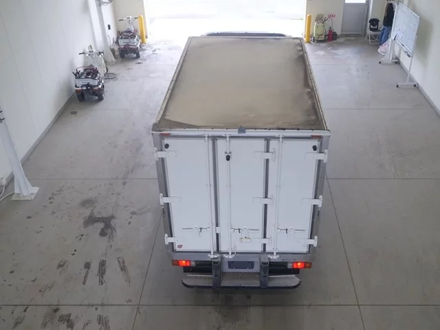 Hino Dutro  с аукциона в Японии