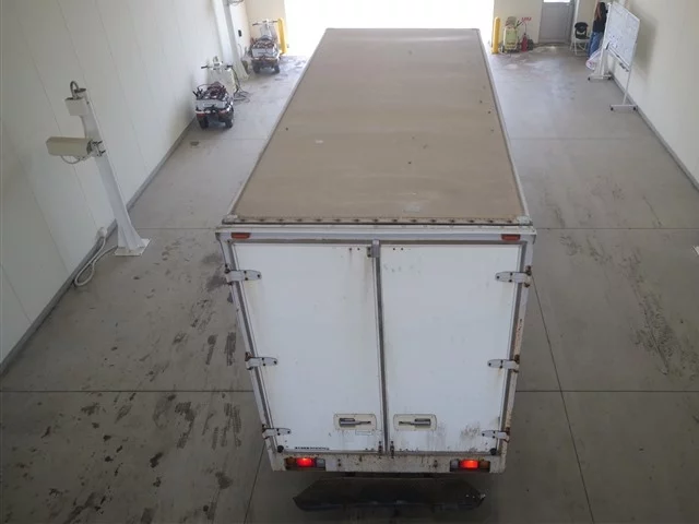 Isuzu Elf  с аукциона в Японии