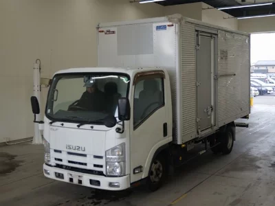 Isuzu ELF