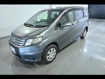 Honda Freed Spike