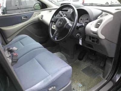 Nissan Tino