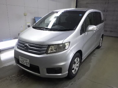 Honda Freed Spike