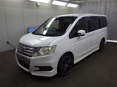 Honda STEPWGN SPADA