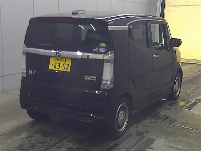 Honda N-Box Slash