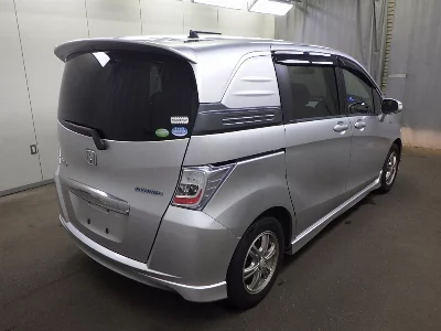 Honda Freed Spike
