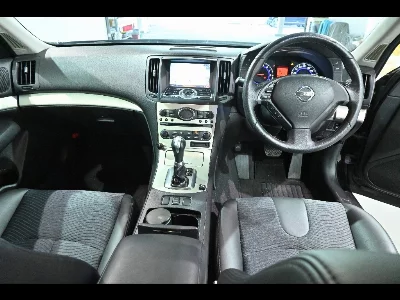 Nissan Skyline