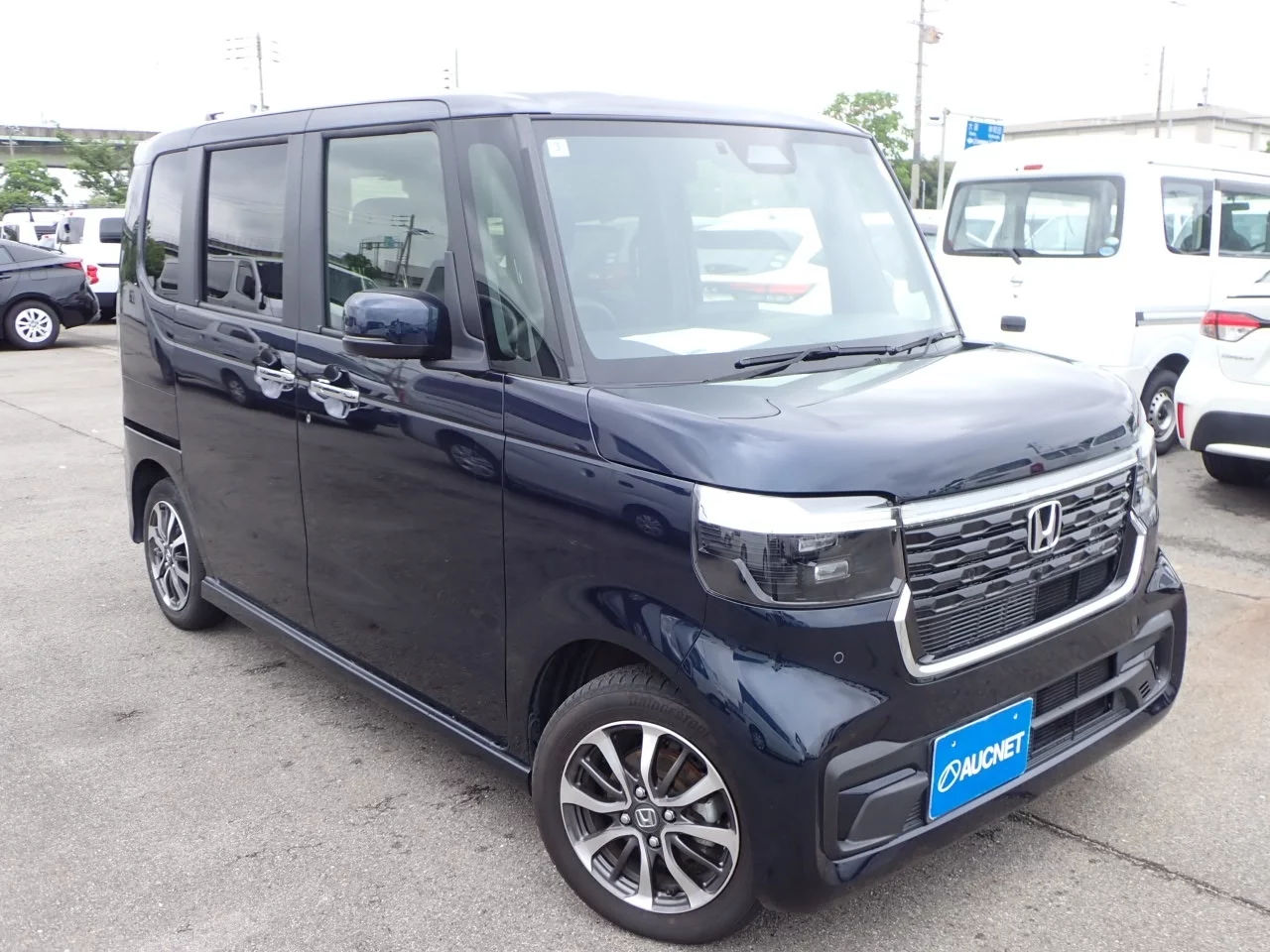 Honda N BOX CUSTOM  с аукциона в Японии