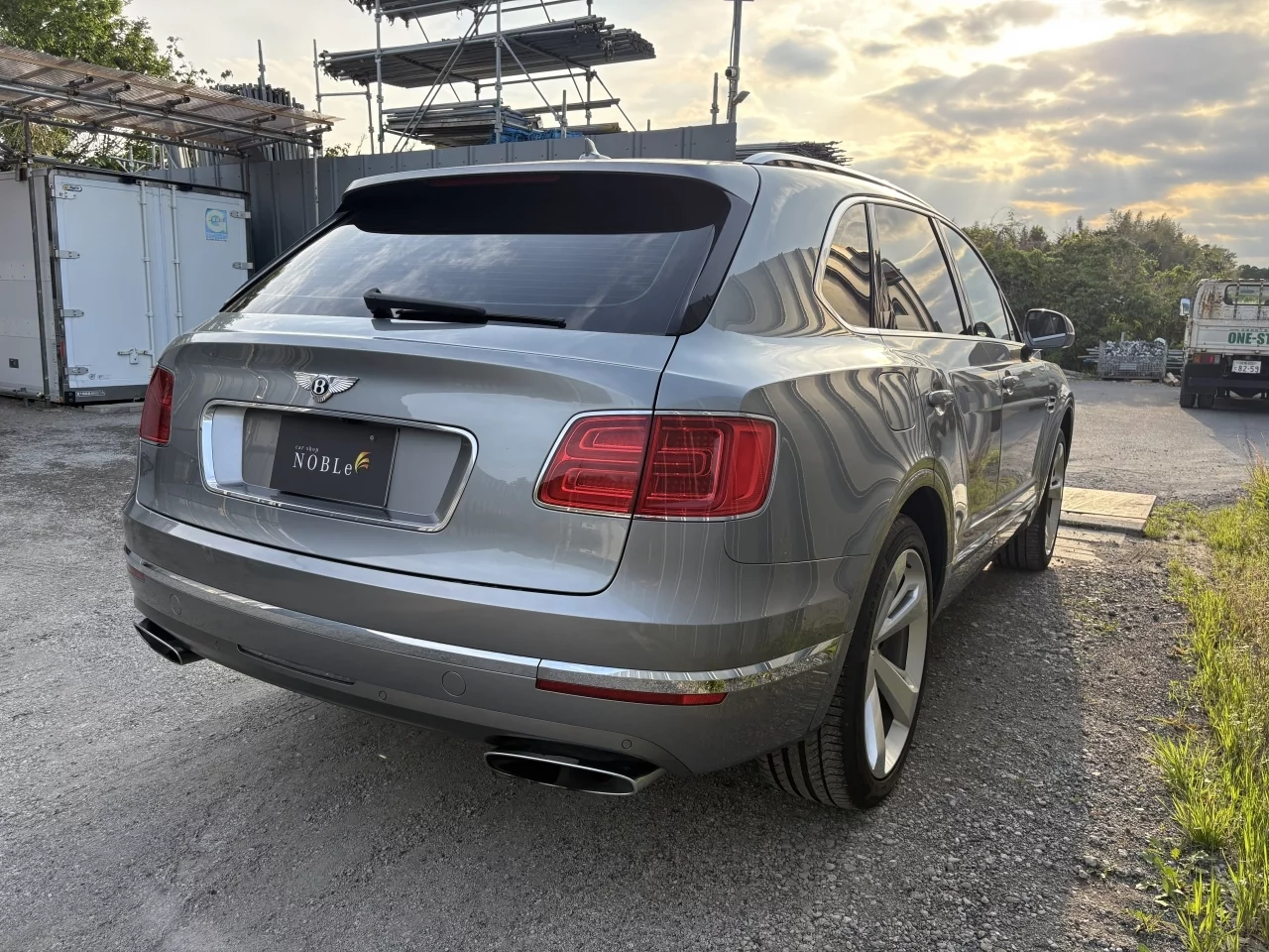 Bentley Bentayga  с аукциона в Японии