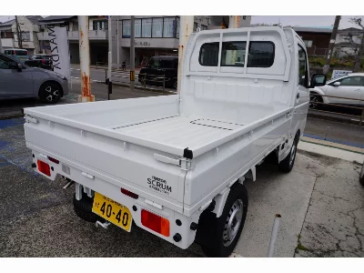 Mazda Scrum Truck