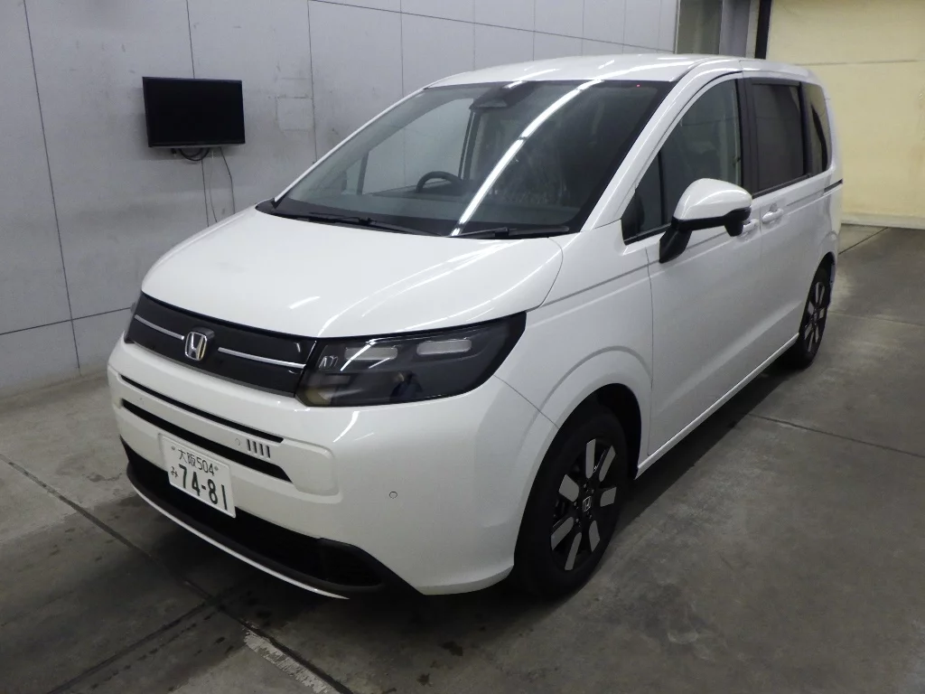 Honda Freed  с аукциона в Японии