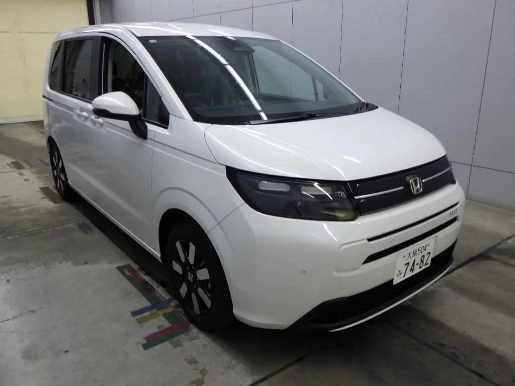 Honda Freed  с аукциона в Японии