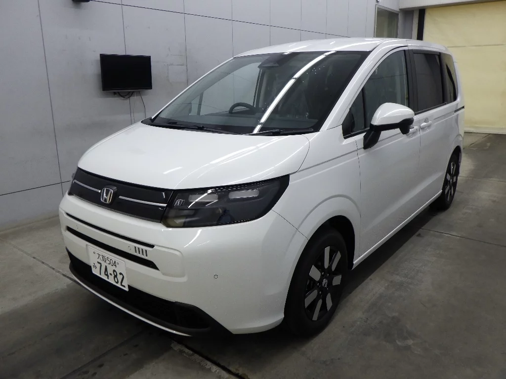 Honda Freed  с аукциона в Японии