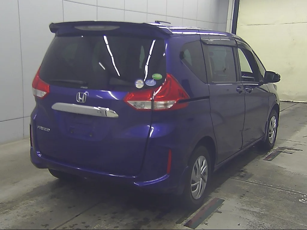 Honda Freed  с аукциона в Японии
