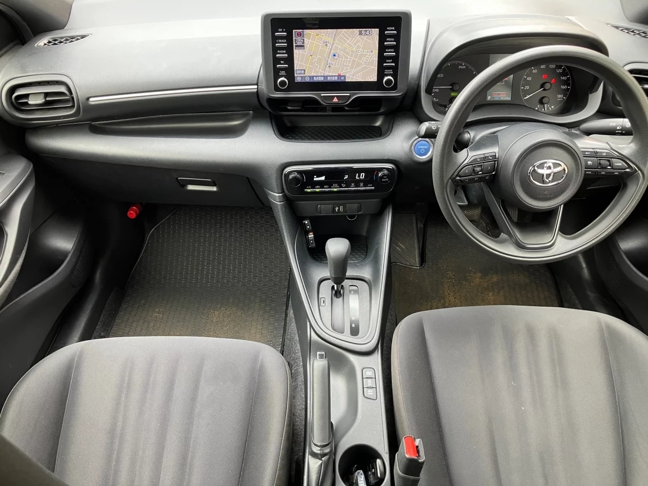 Toyota Yaris  с аукциона в Японии